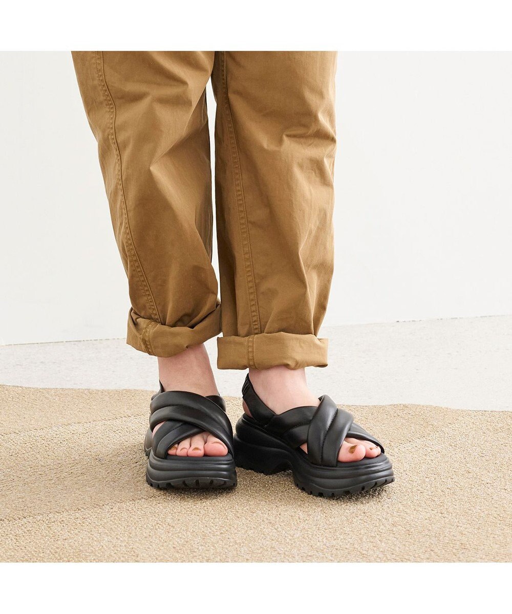 ing <ing>厚底クロスベルトスポーツサンダル 