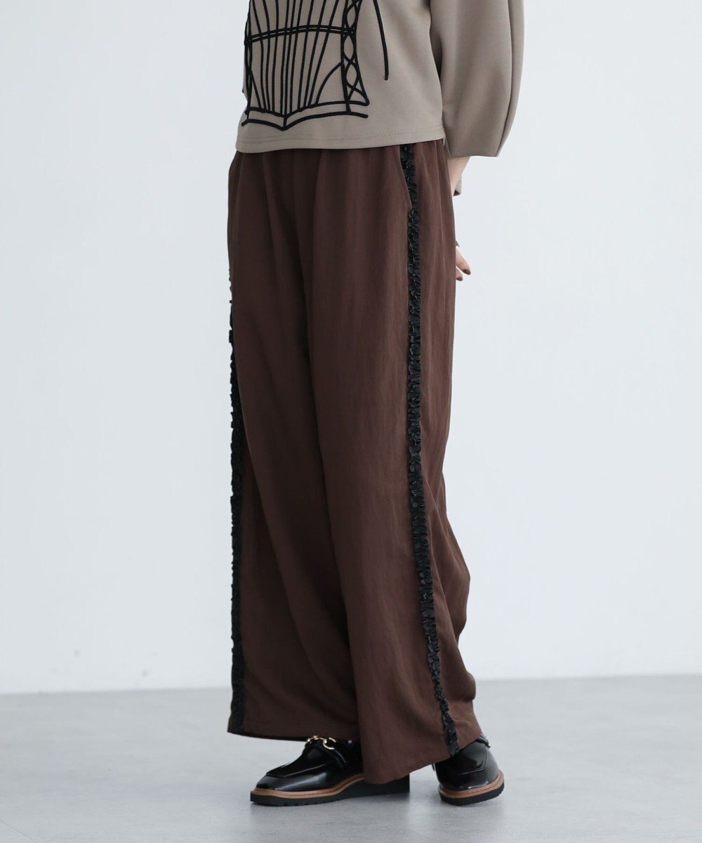 Green Parks ■ESCAR サイドミニフリルワイドパンツ 