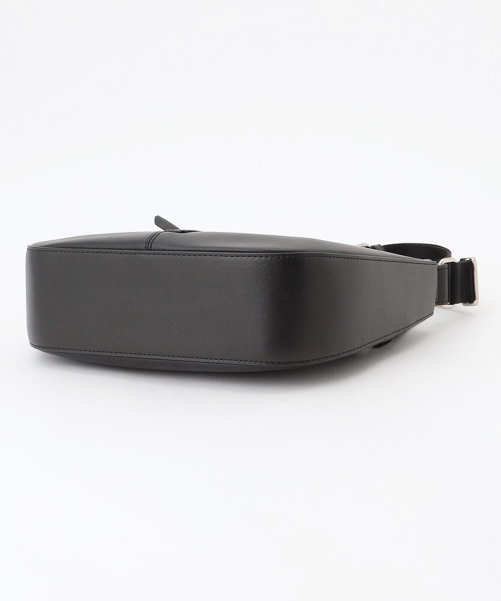 Y'SACCS イタリアンシープ　マルチポーチ付き　ホーボーバッグ 