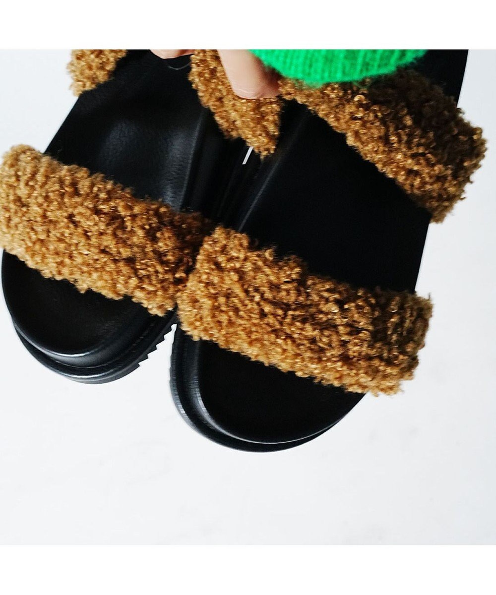 MODE ET JACOMO <carino>エコファーもこもこサンダル 
