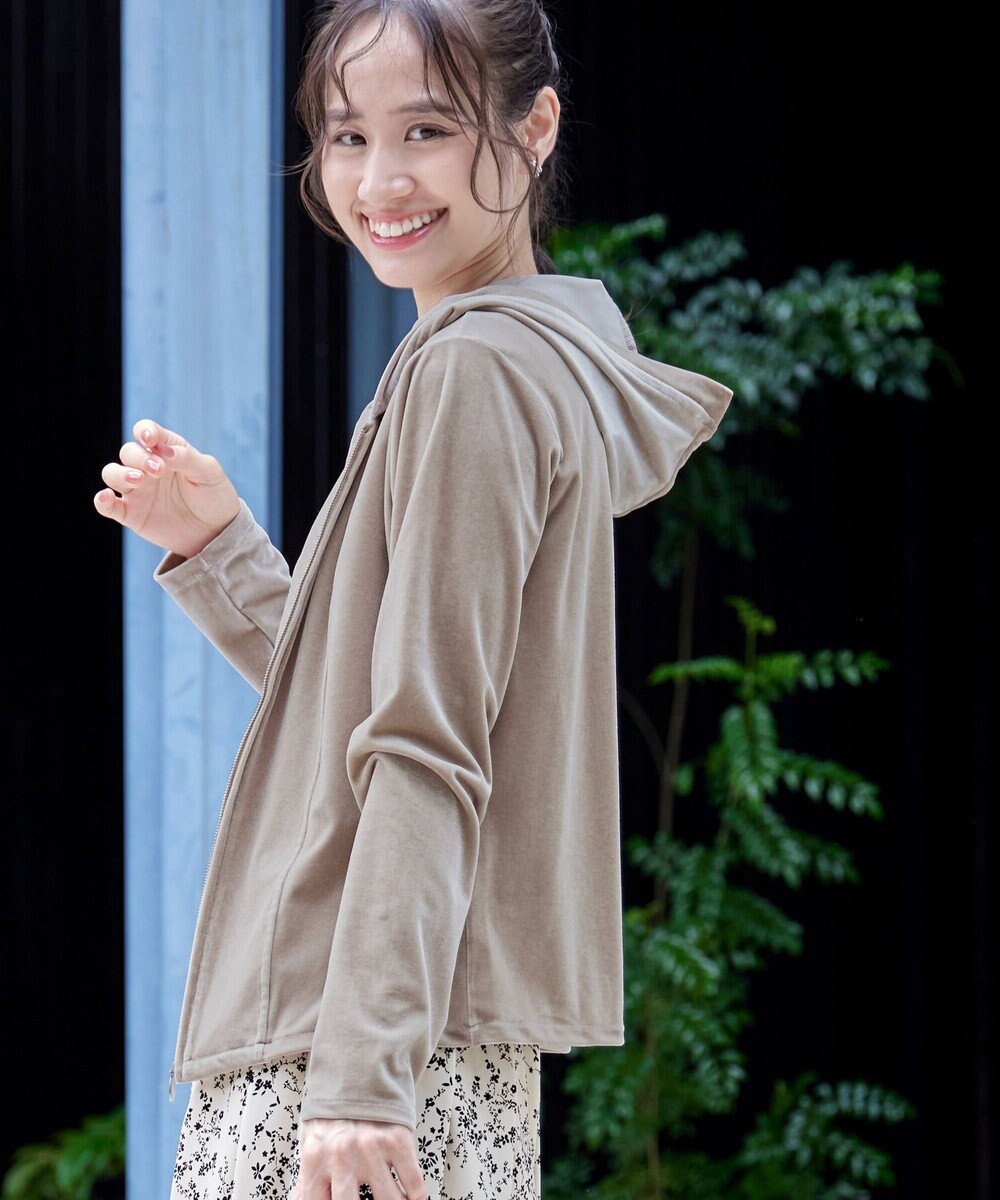 Tiaclasse L 【洗える】ベロアショートパーカー 