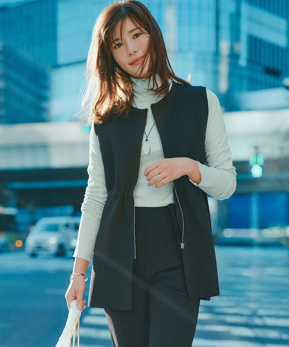 UNFILO BEAUTY FORM KNIT ZIPジレ 