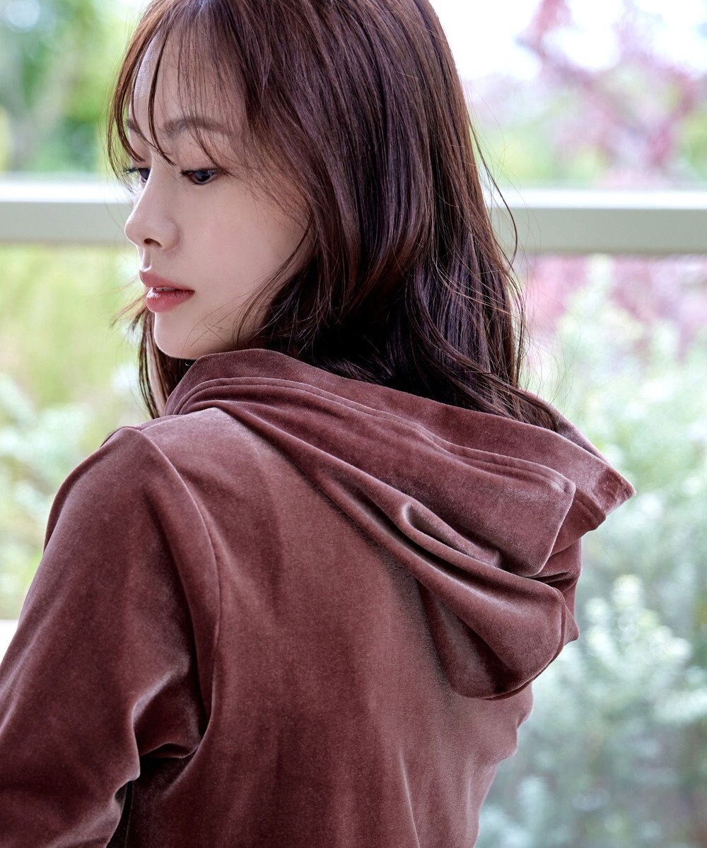 Tiaclasse L 【洗える】ベロアショートパーカー 