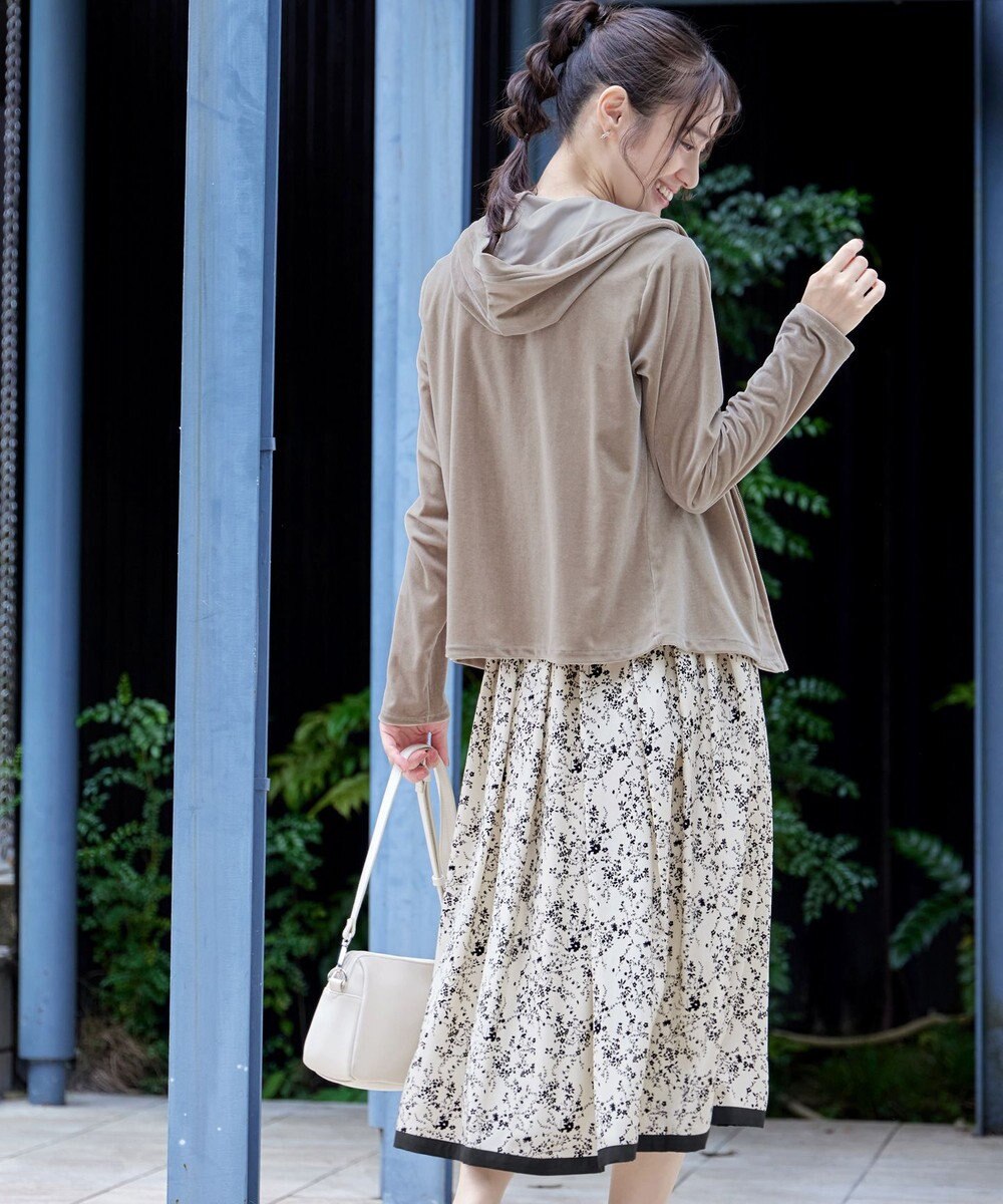 Tiaclasse L 【洗える】ベロアショートパーカー 