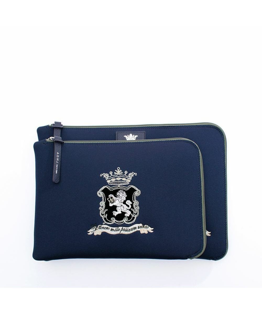 A.D.M.J. 【魔法の様に軽い】マジックライト/スパニッシュファブリックエンブレム刺しゅうフラットポーチ2セット(L/LL) 