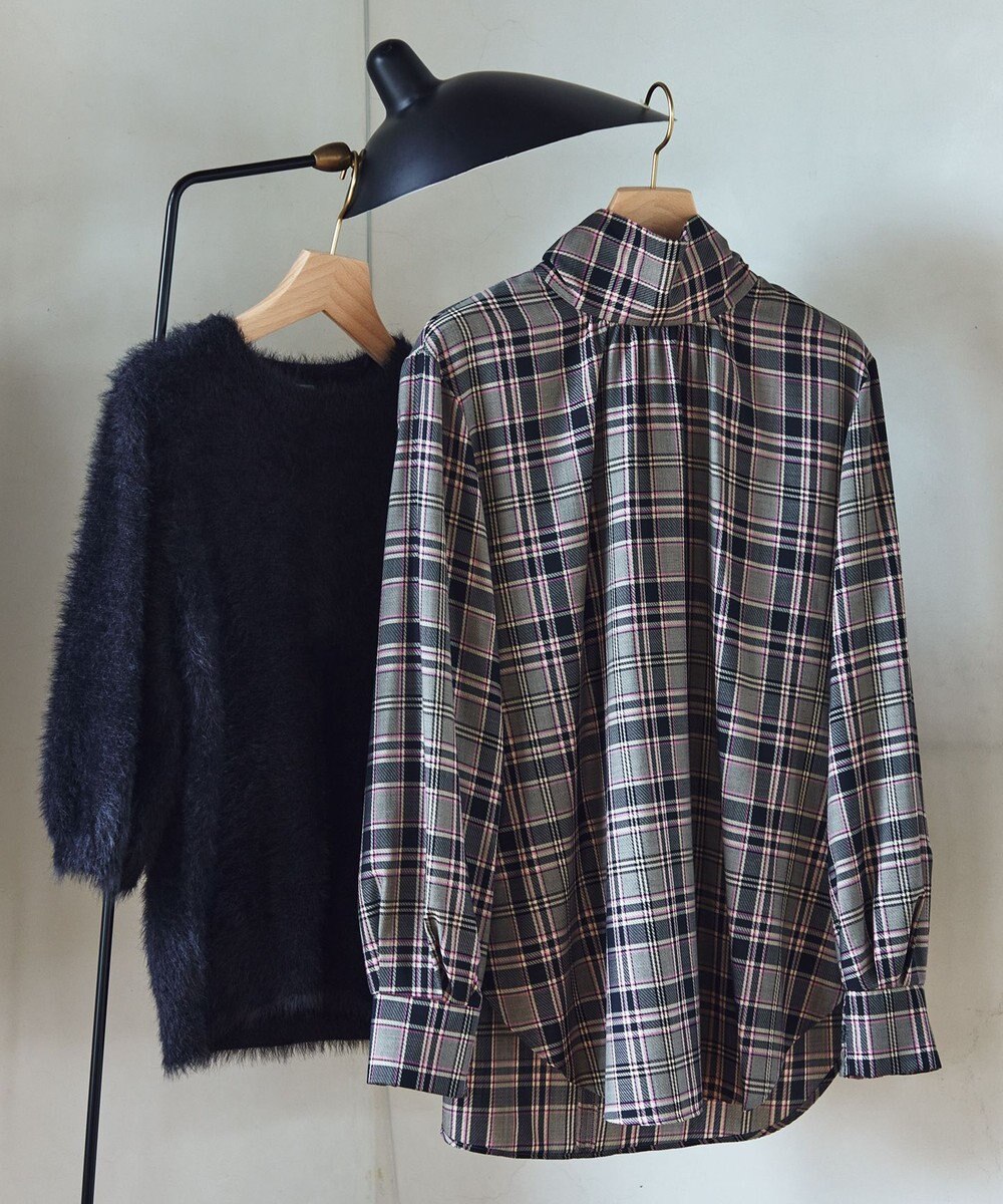 組曲 シアーツイルチェック ハイネックブラウス 