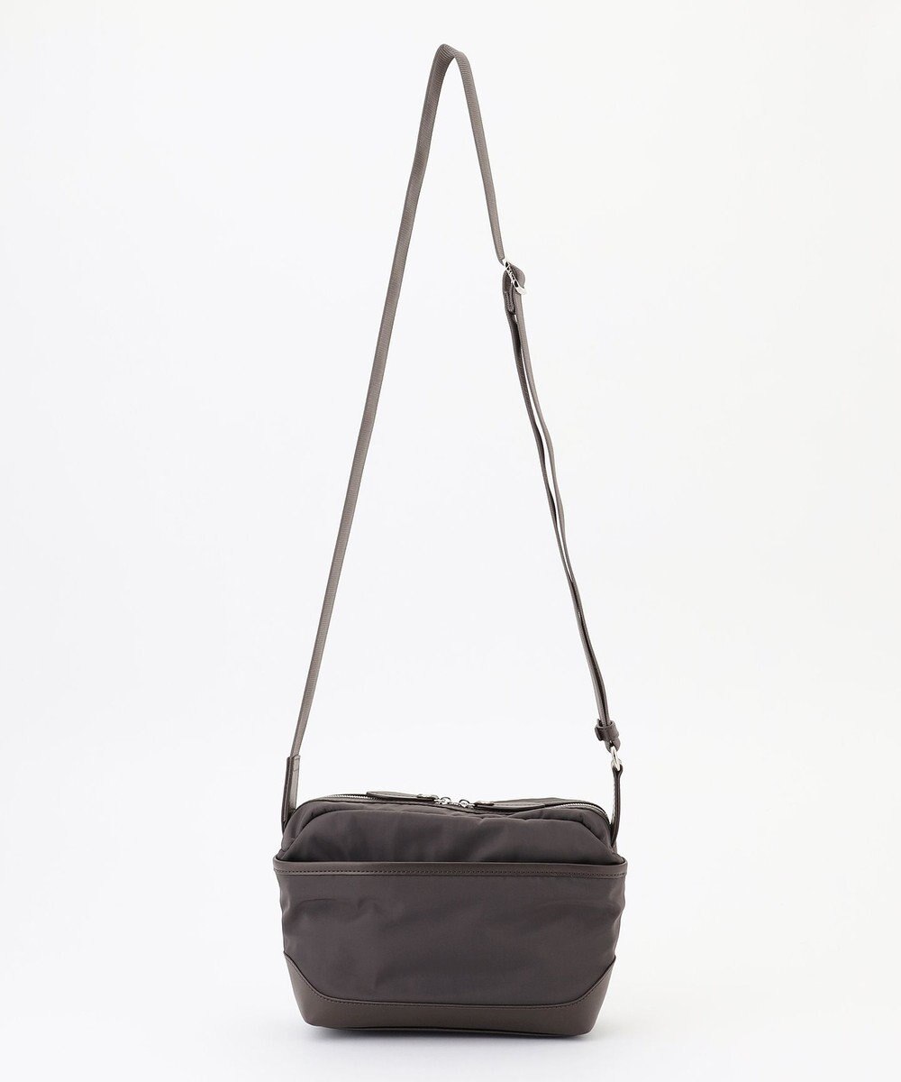 Y'SACCS シルキーリュクスショルダーバッグ 