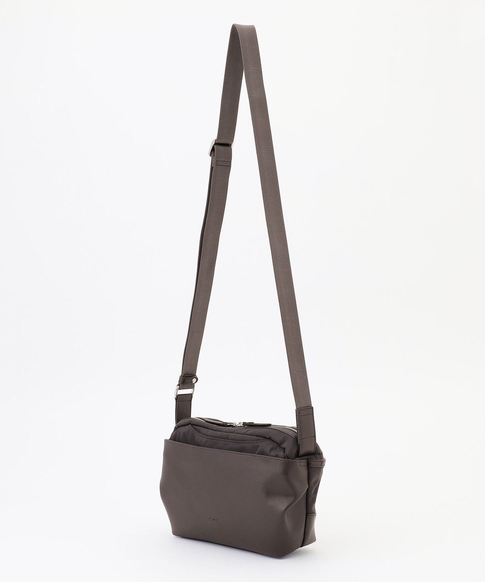 Y'SACCS シルキーリュクスショルダーバッグ 