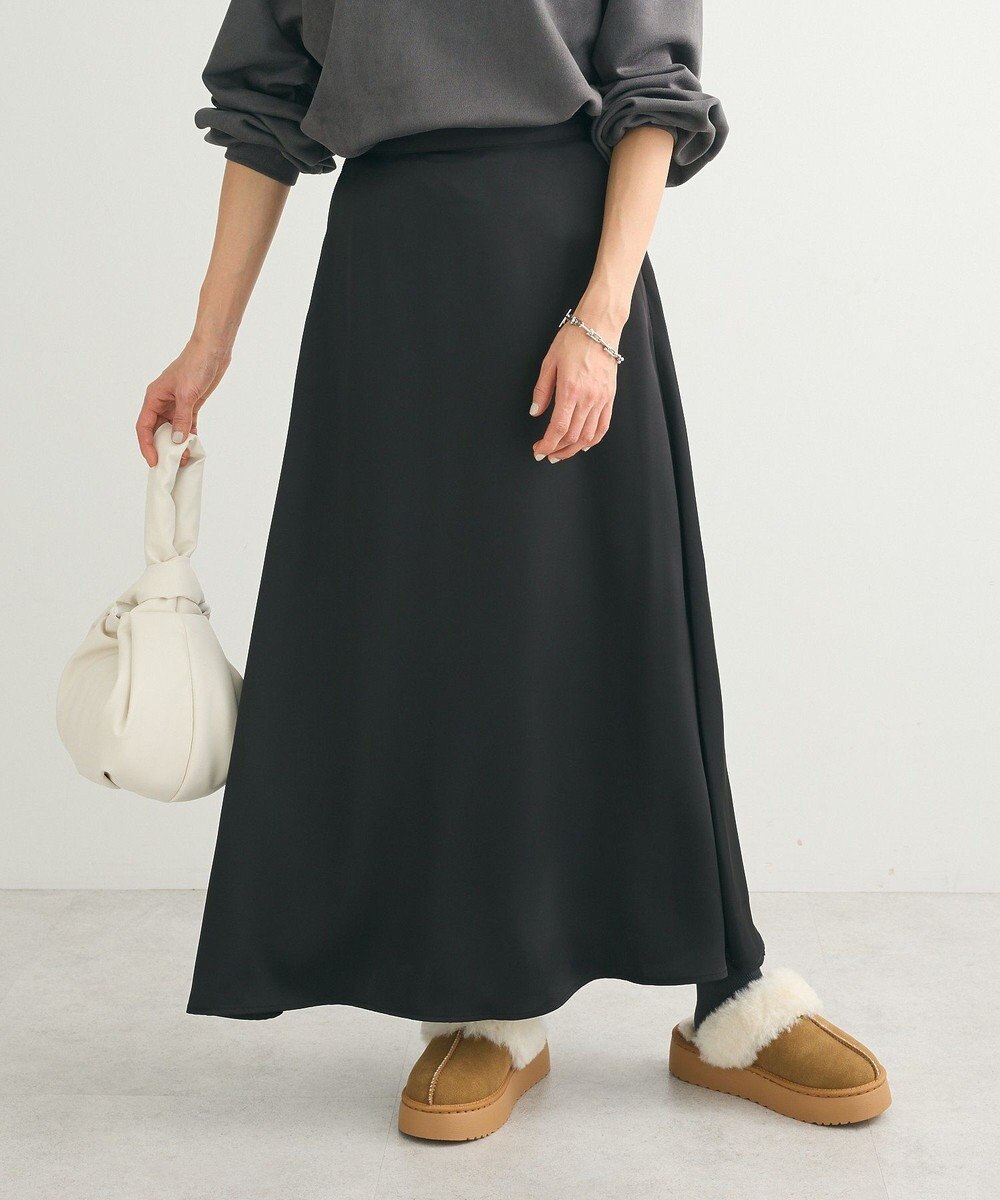 Green Parks ・Ｐｅｔｉｔ　Ｆｌｅｕｒ　サテンフレアスカート 