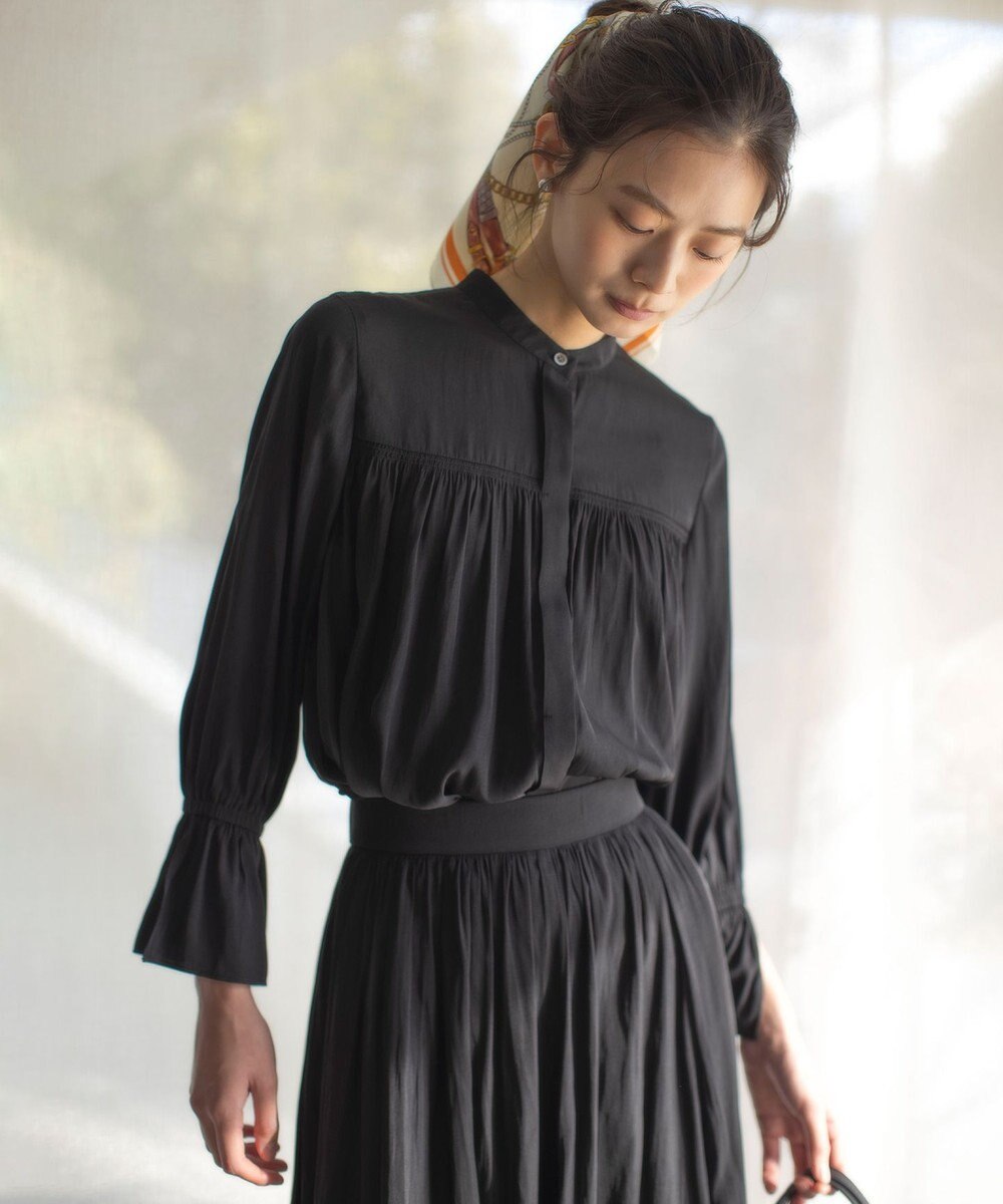 組曲 L 【WEB限定】ギャザーライトデシン ブラウス 