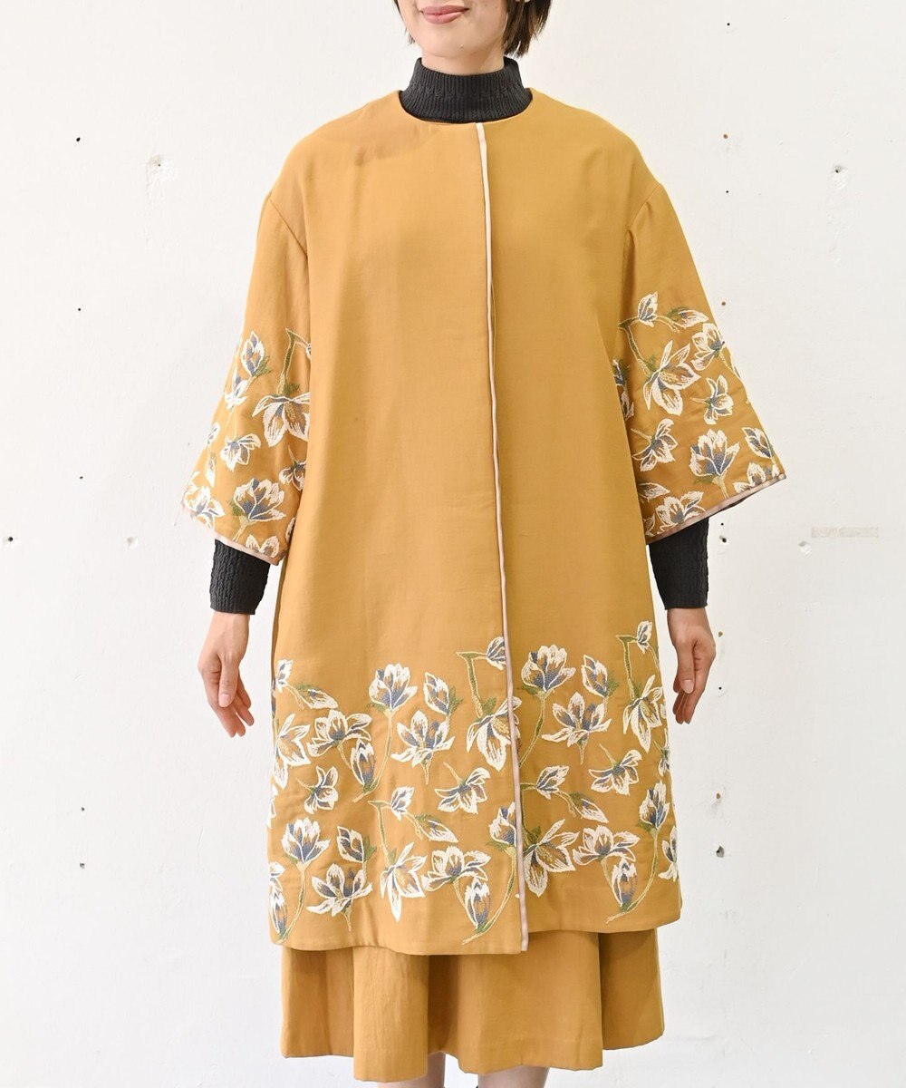 muuc 〈遠州織物の工場で織られた上質なコットン生地〉モクレン刺繍 ノーカラー ワイドシルエット コート（セットアップ可能） 