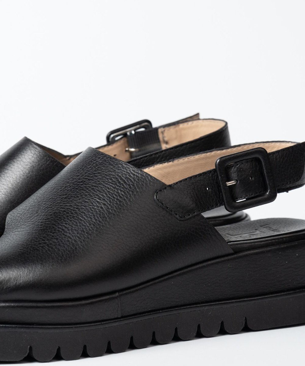 BONTRE 【LucaGrossi/ルカグロッシ】アシメトングサンダル 