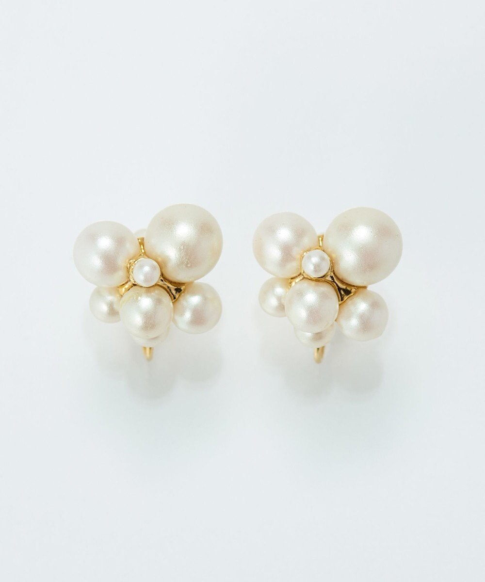 Phoebe ≪TV番組着用商品≫【痛くないシリーズ】ファンシーパールライトフィットイヤリング 