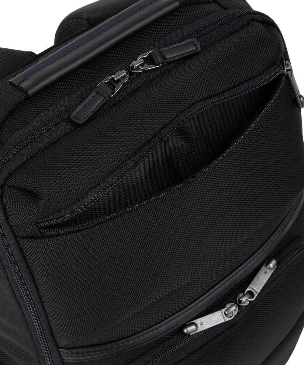 ACE BAGS & LUGGAGE ace. デヴェル ビジネスリュック B4サイズ 15.6インチPC収納 18L 20261 エース 