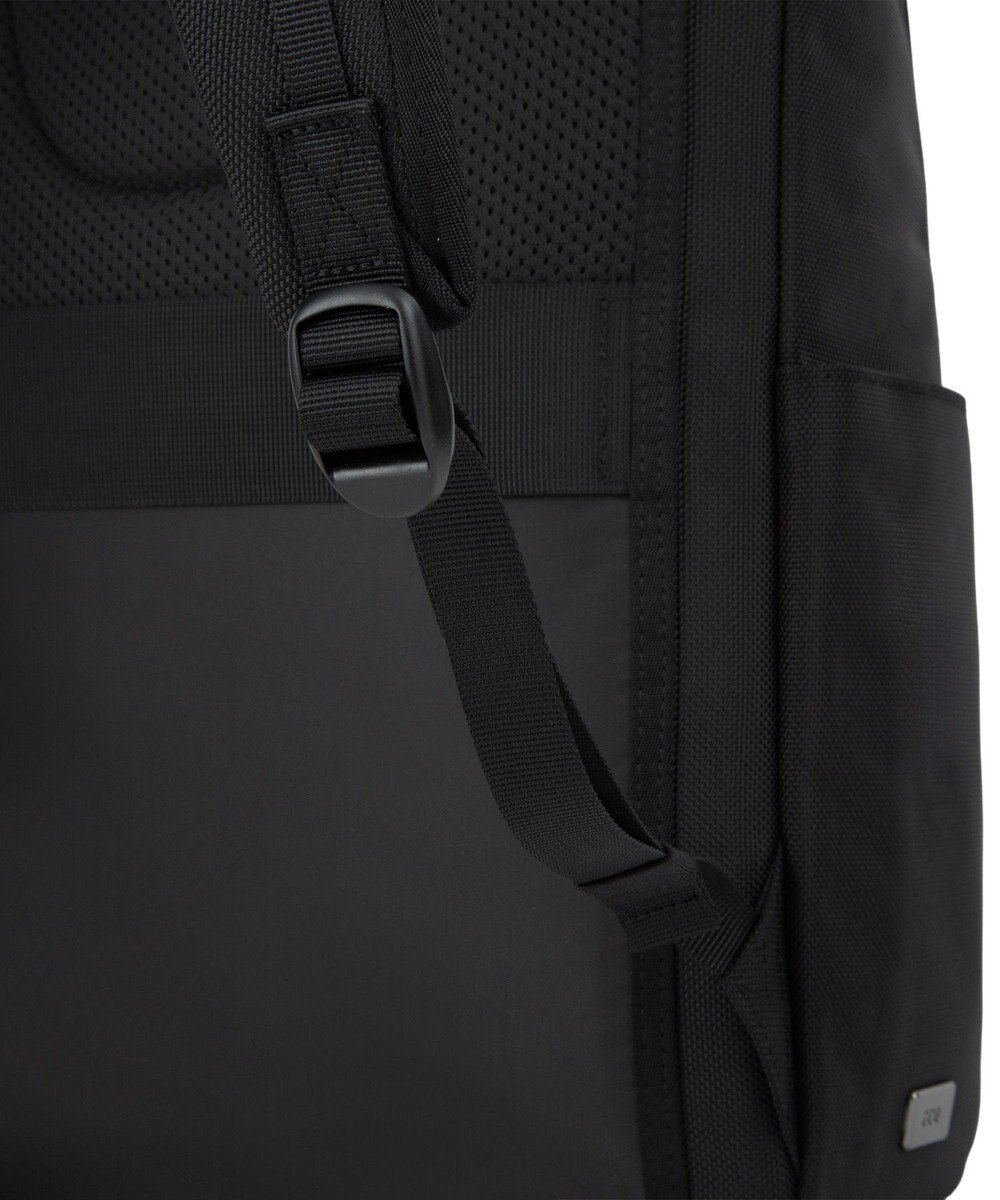 ACE BAGS & LUGGAGE ace. デヴェル ビジネスリュック B4サイズ 15.6インチPC収納 18L 20261 エース 