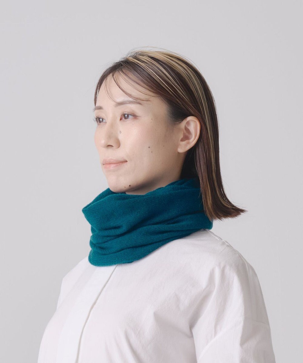 AND WOOL ホワイトカシミヤ100％のスヌード 