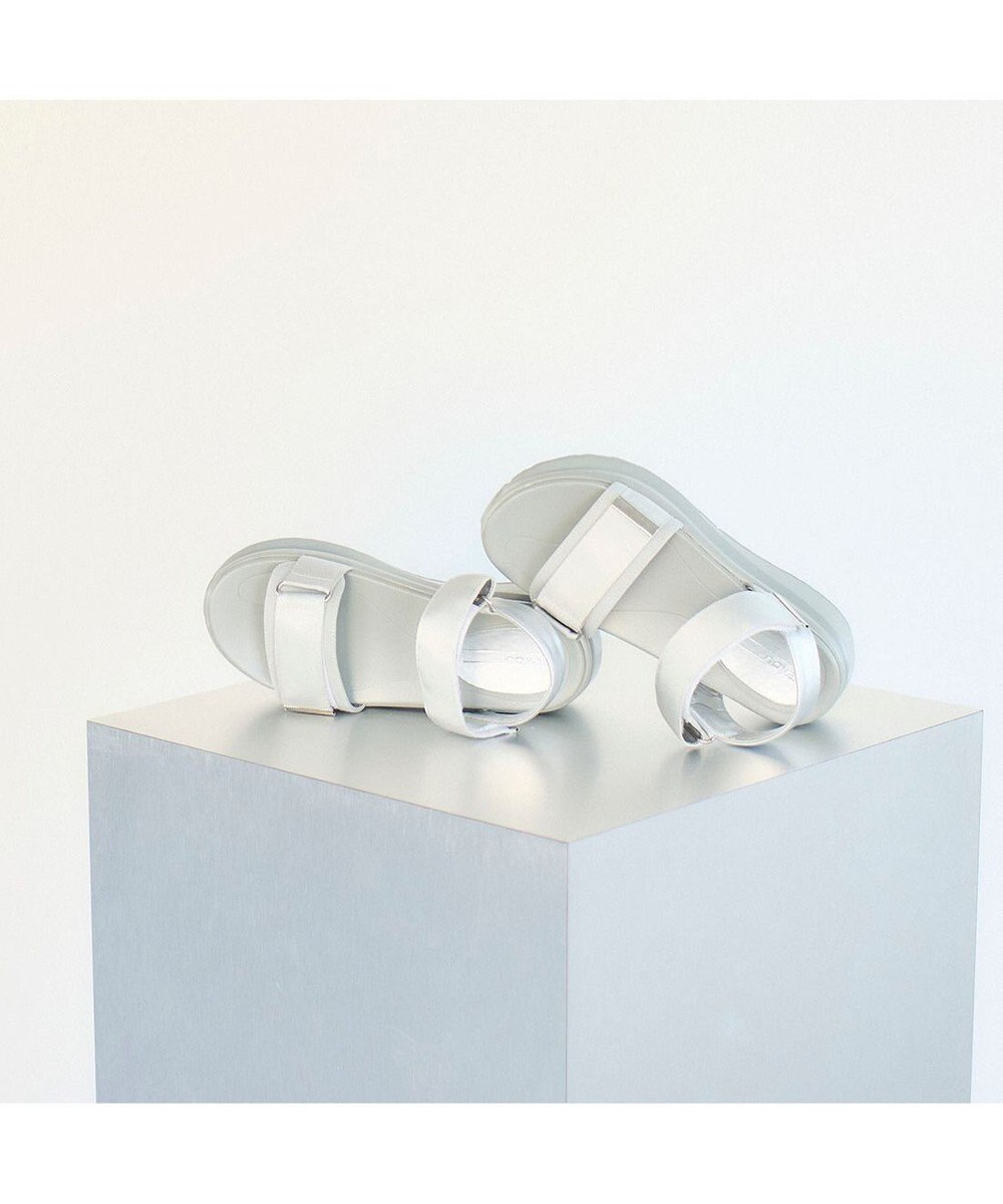 MODE ET JACOMO <noyau>厚底サテンベルクロスポーツサンダル 