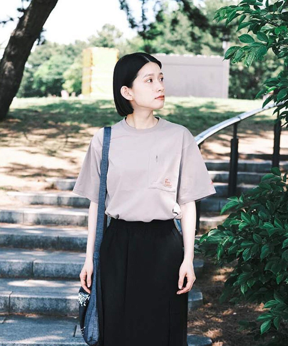 SHARE PARK LADIES 【UVカット・吸水速乾・ストレッチ・軽量 】バックプリントポケットTシャツ（S・Mサイズ） 