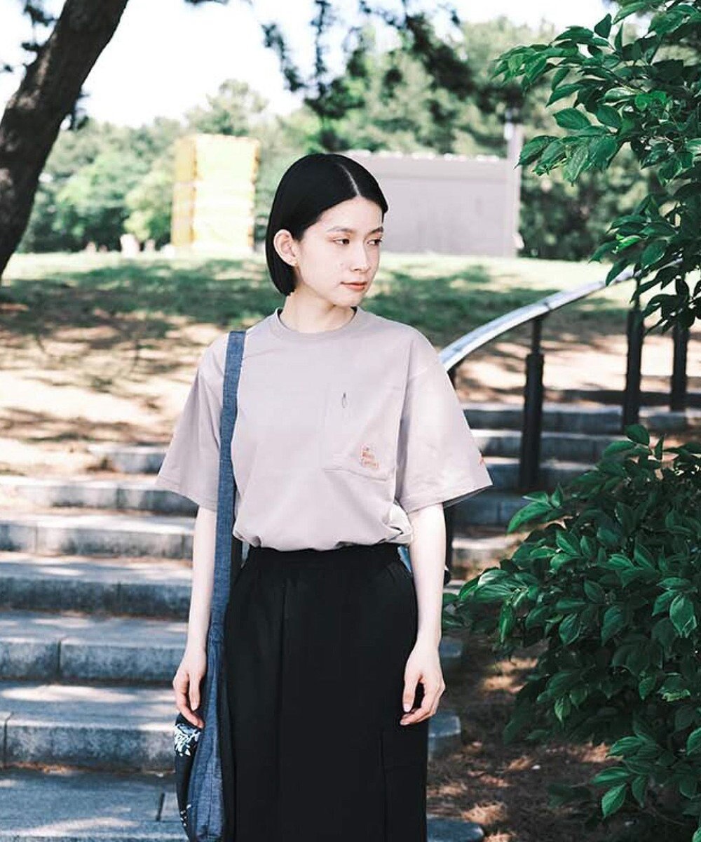 SHARE PARK LADIES 【UVカット・吸水速乾・ストレッチ・軽量 】バックプリントポケットTシャツ（S・Mサイズ） 