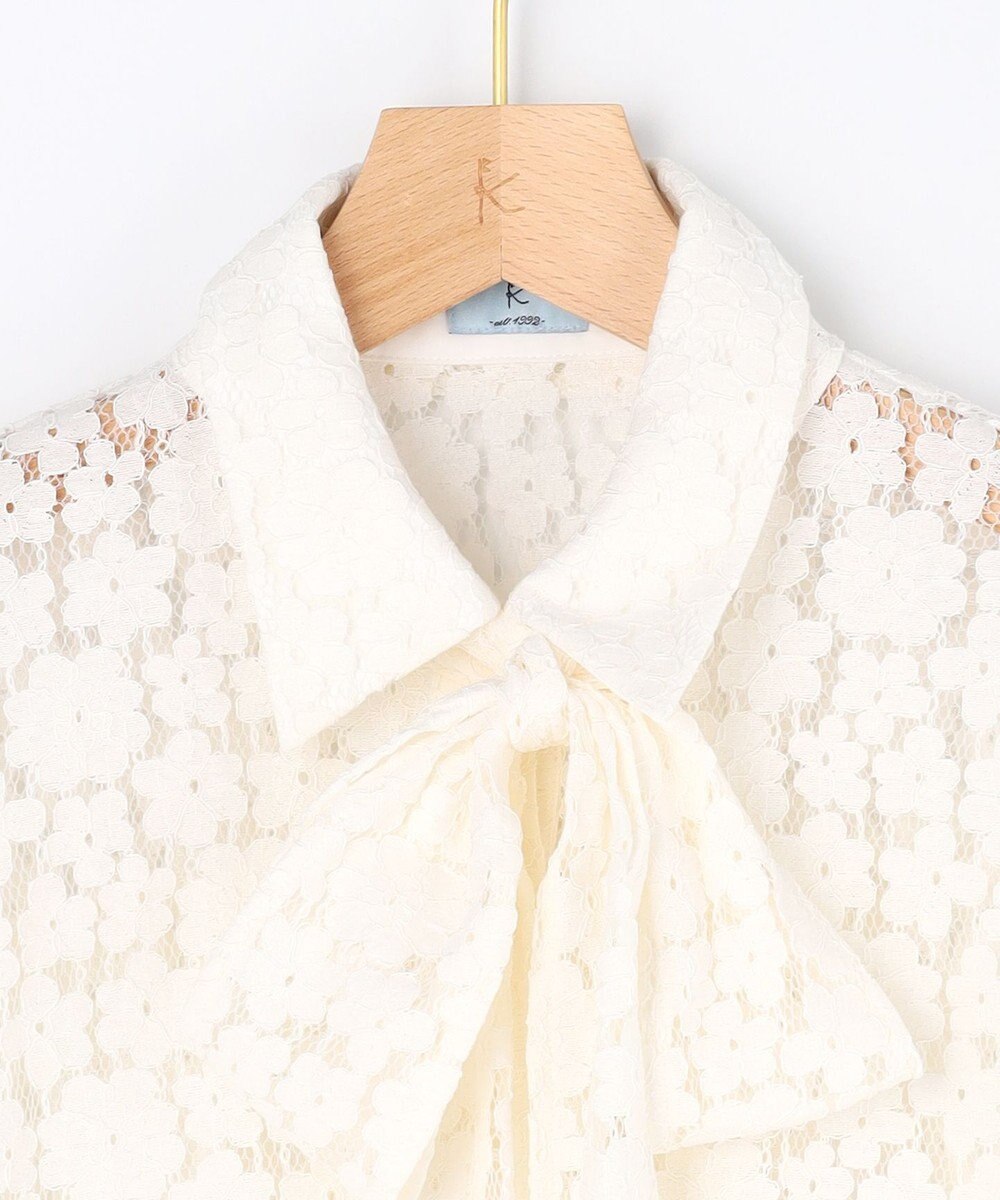 組曲 【先行予約・WEB限定】フラワーラッセルレースシャツライク ブラウス 