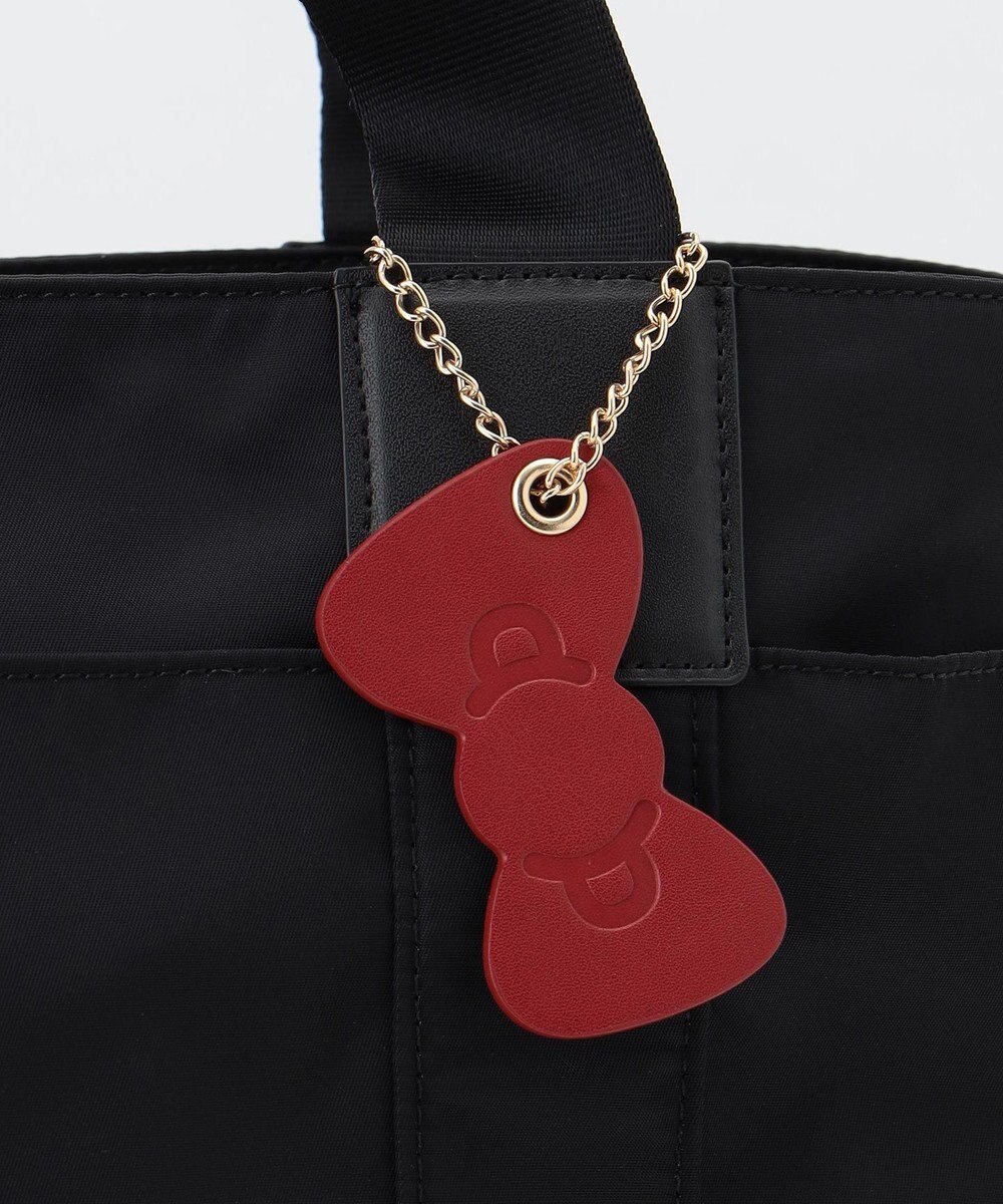LA BAGAGERIE 【LA BAGAGERIE×HELLO KITTY】リボンチャーム付き　デイリートート　Mサイズ 