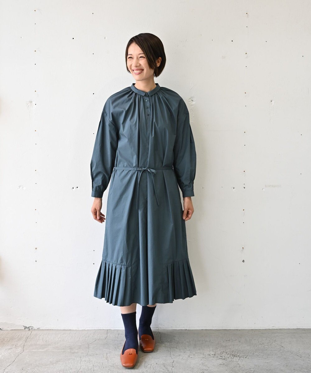 muuc 〈オーガニックコットン〉〈コットンブロード生地〉〈カラーにより異なる生地〉〈通年着られる〉コットン裾プリ ーツ 前開き ワンピース 