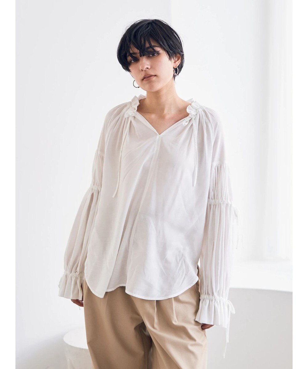 YECCA VECCA ドロストギャザーデザインブラウス Off White