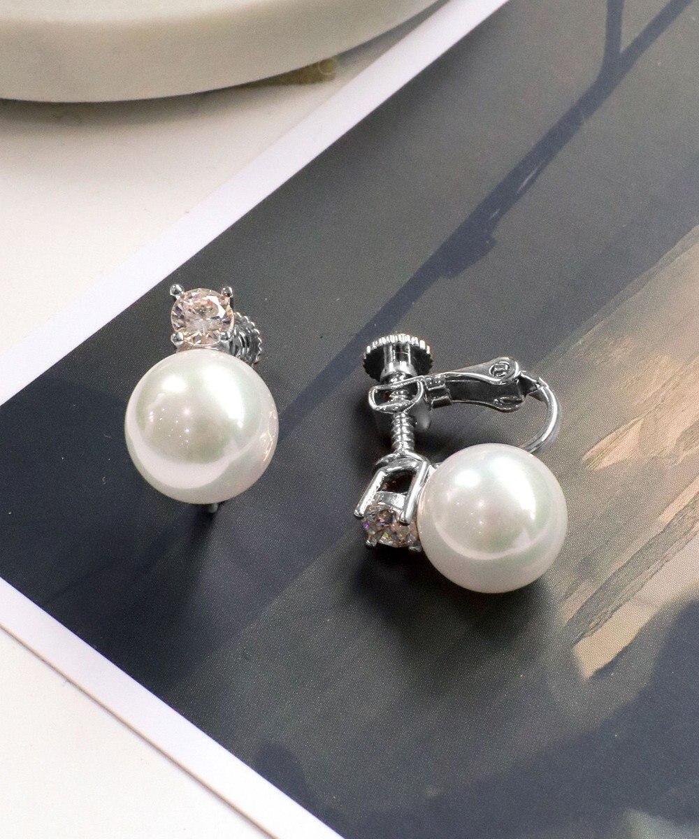 Tiaclasse 【選べる2TYPEデザイン】【金属アレルギー対応】 【養殖パール】  ワンポイントパールピアス＆イヤリング 