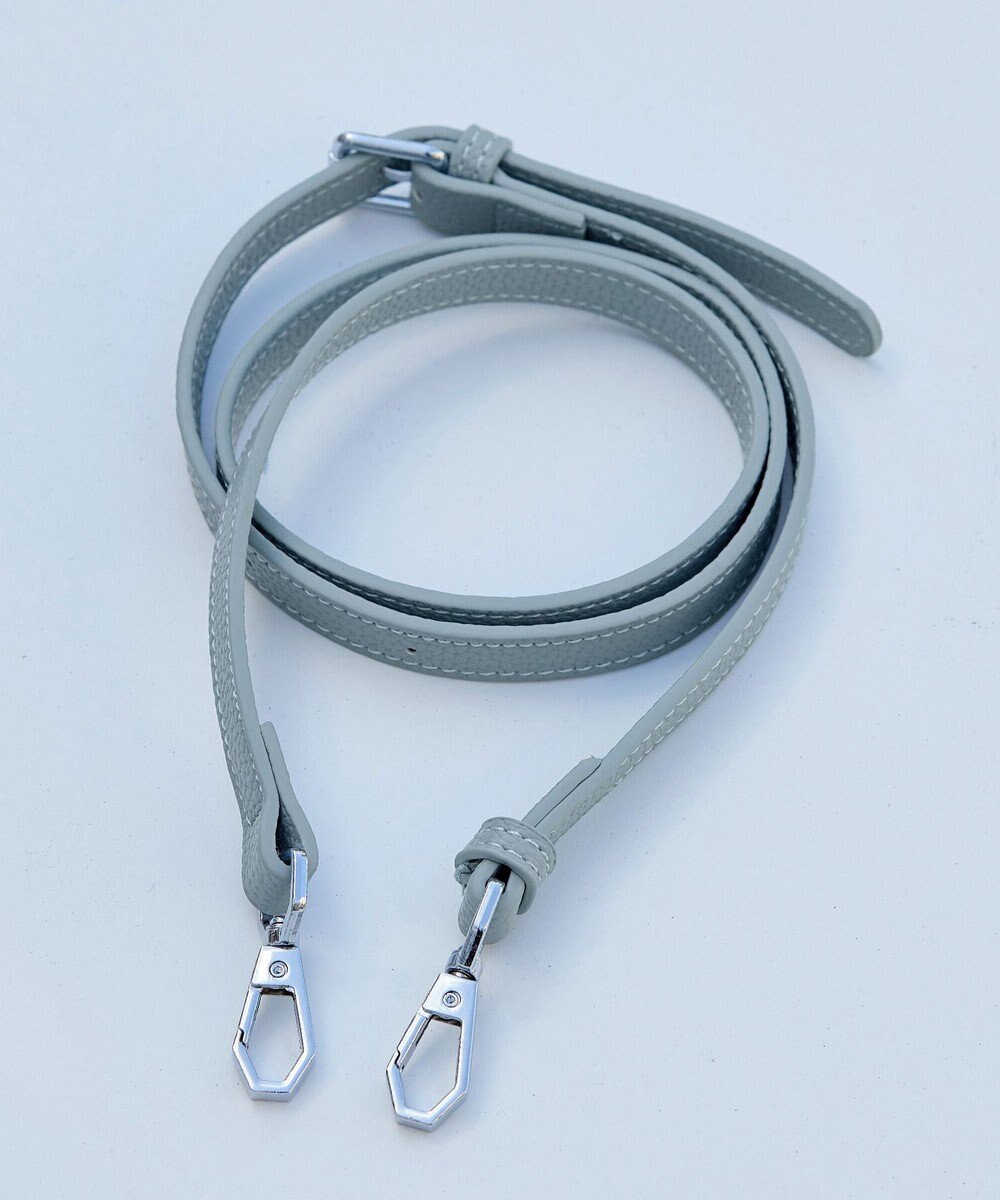 Tiaclasse 【安田美沙子さん着用・ポーチ・ショルダー紐付き】フラワーカットフェイクレザーバッグ 