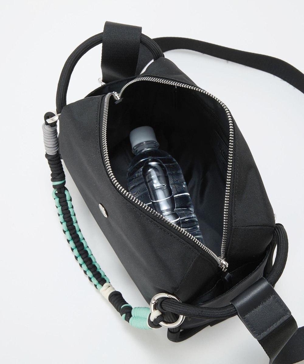 TOPKAPI 【Breath TOPKAPI】コードチャーム付き ショルダーバッグ 