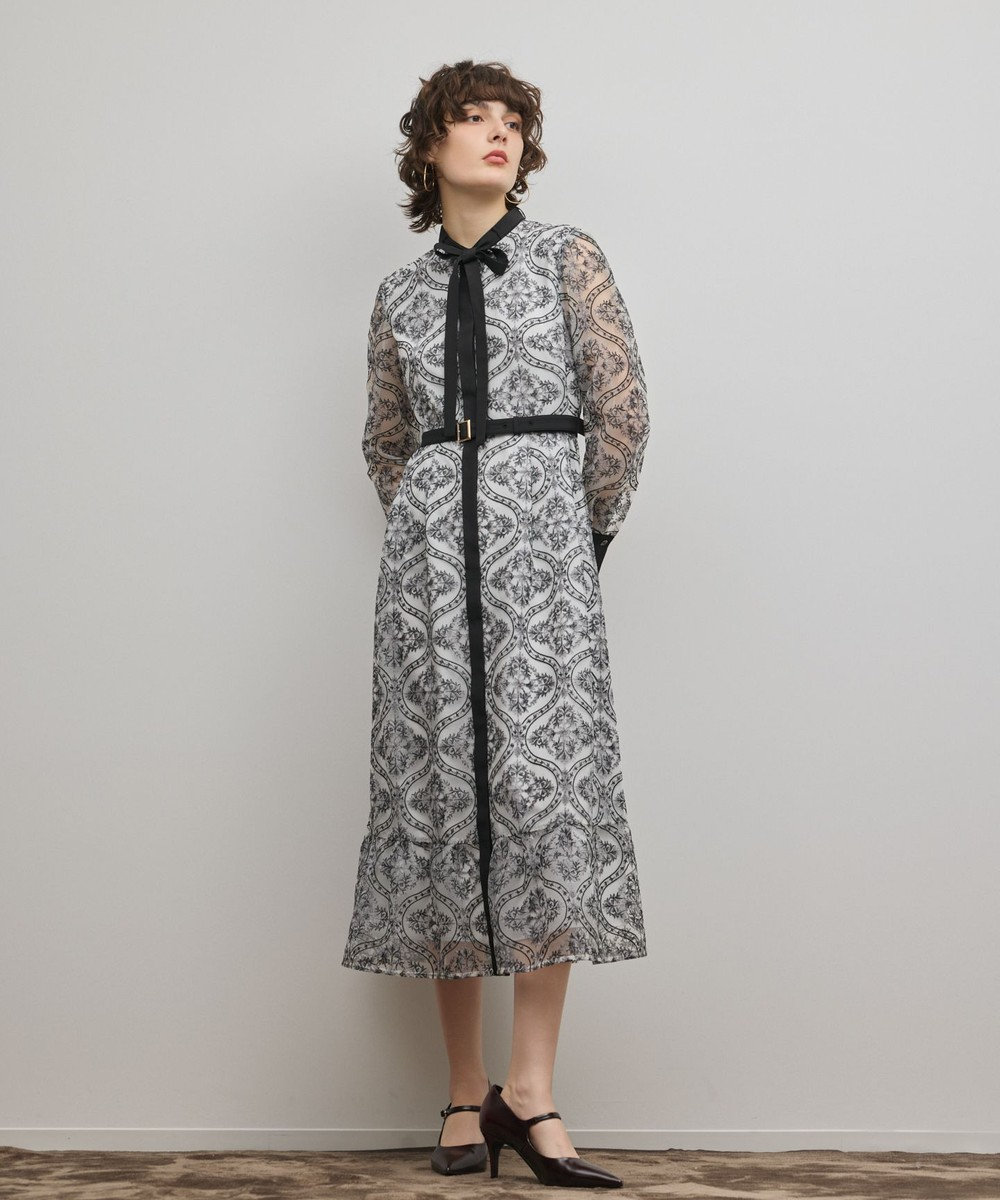 GRACE CONTINENTAL オーナメント刺繍フレアワンピース 