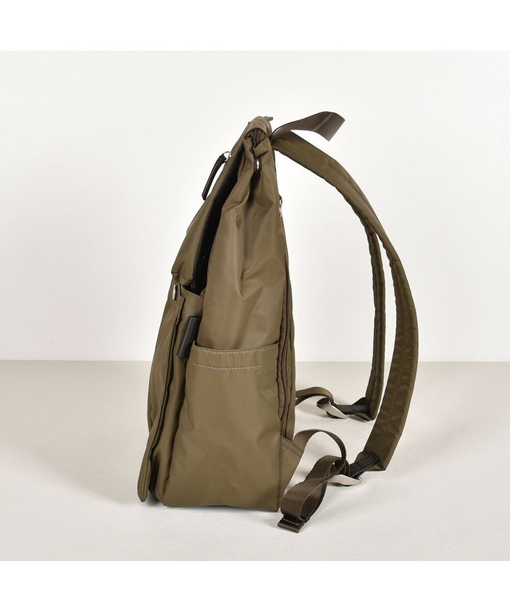 Y'SACCS ダブルホックポケットリュック 