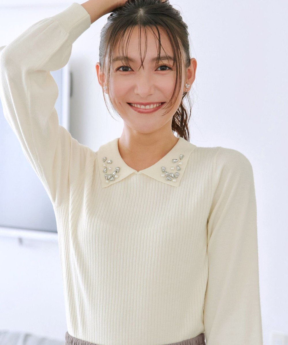 Tiaclasse 襟ビジュー付きニットプルオーバー 