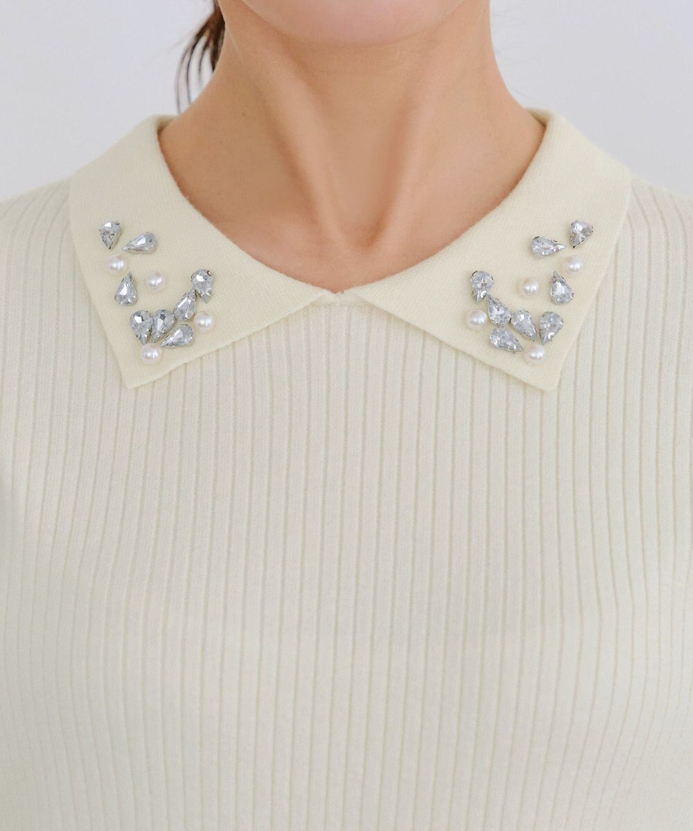 Tiaclasse 襟ビジュー付きニットプルオーバー 