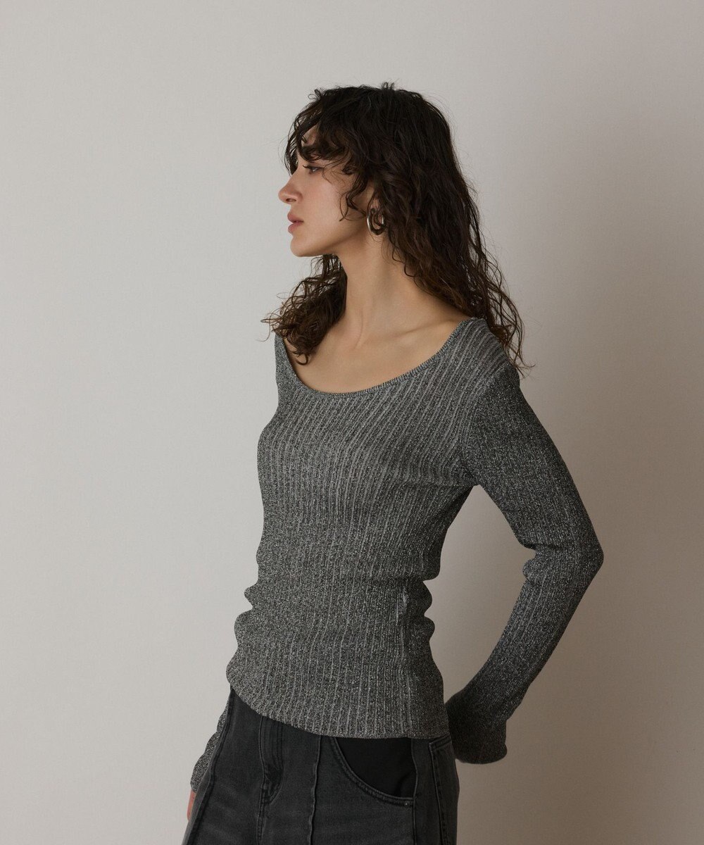 GRACE CONTINENTAL ラメリブクルーネックトップ 