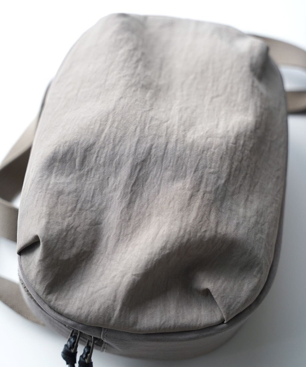 NIZYU KANO FUKUI SIWAナイロンボディバッグ Mサイズ 