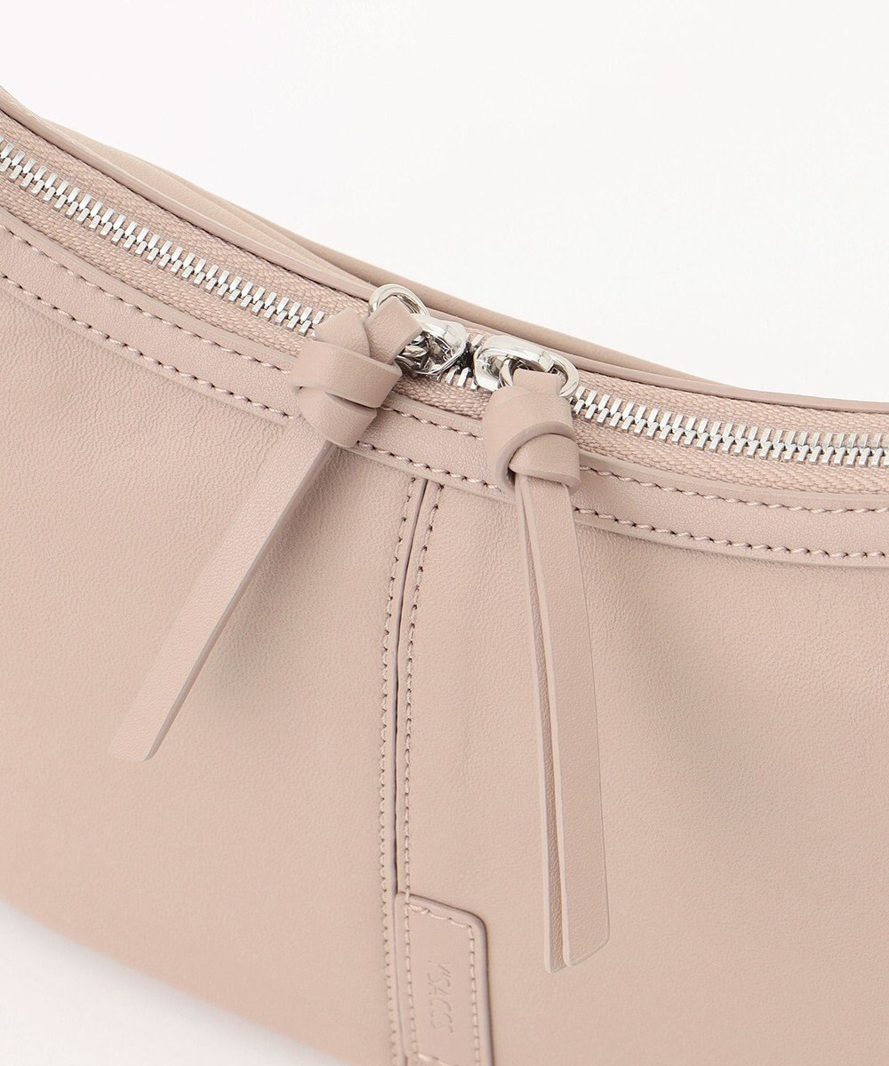 Y'SACCS イタリアンシープ　マルチポーチ付き　ホーボーバッグ 