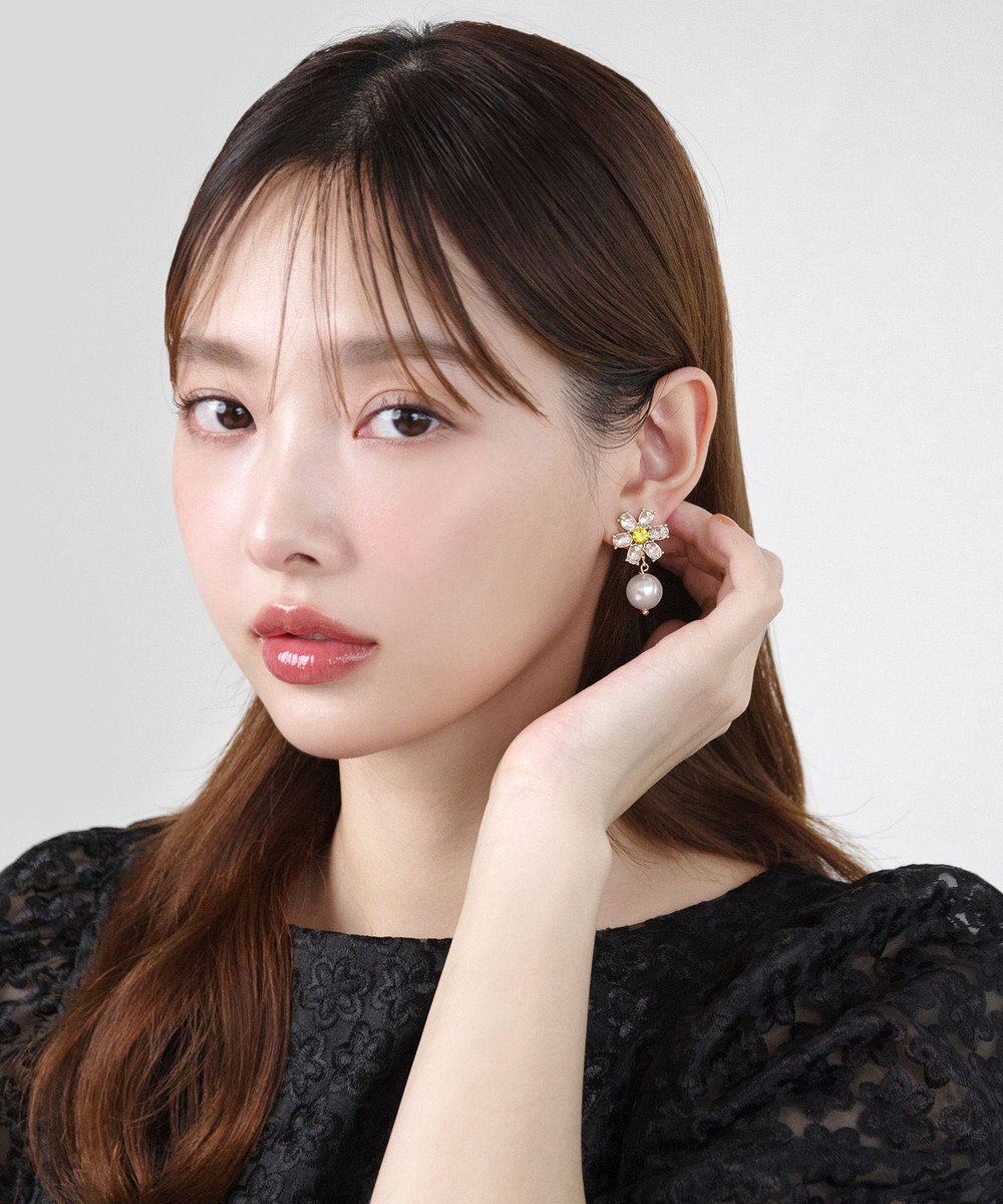 TOCCA DAISY BIJOUX＆PEARL EARRINGS イヤリング 