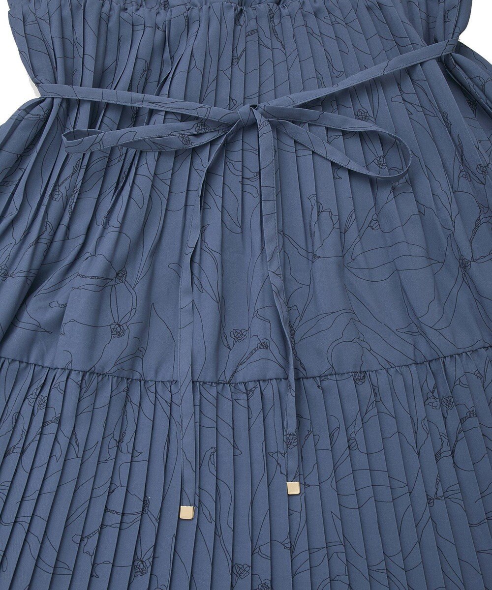 YECCA VECCA ラインボタニカル柄プリーツワンピース 