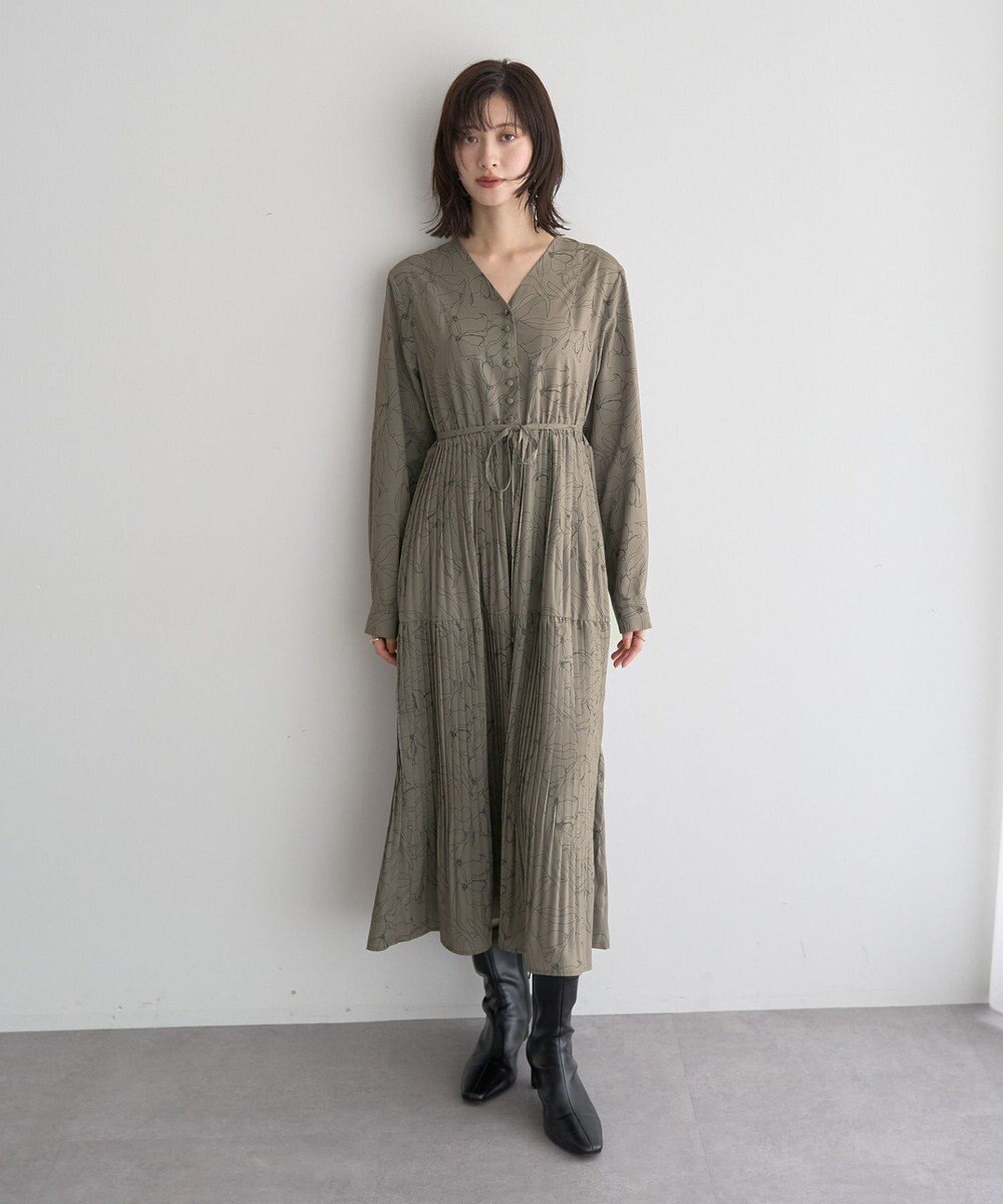 YECCA VECCA ラインボタニカル柄プリーツワンピース 