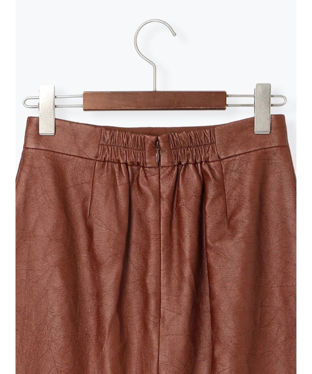 Te chichi クラックレザーライクナロースカート 