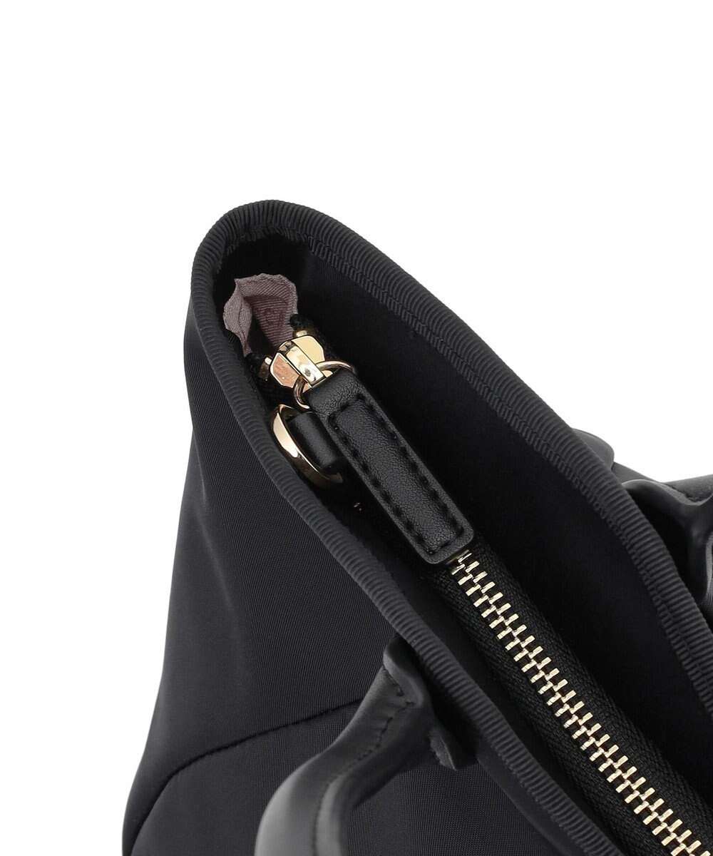 TOCCA TOUCH OF CRESTA NYLON TOTE ナイロントートバッグ【星風まどかさん着用】 