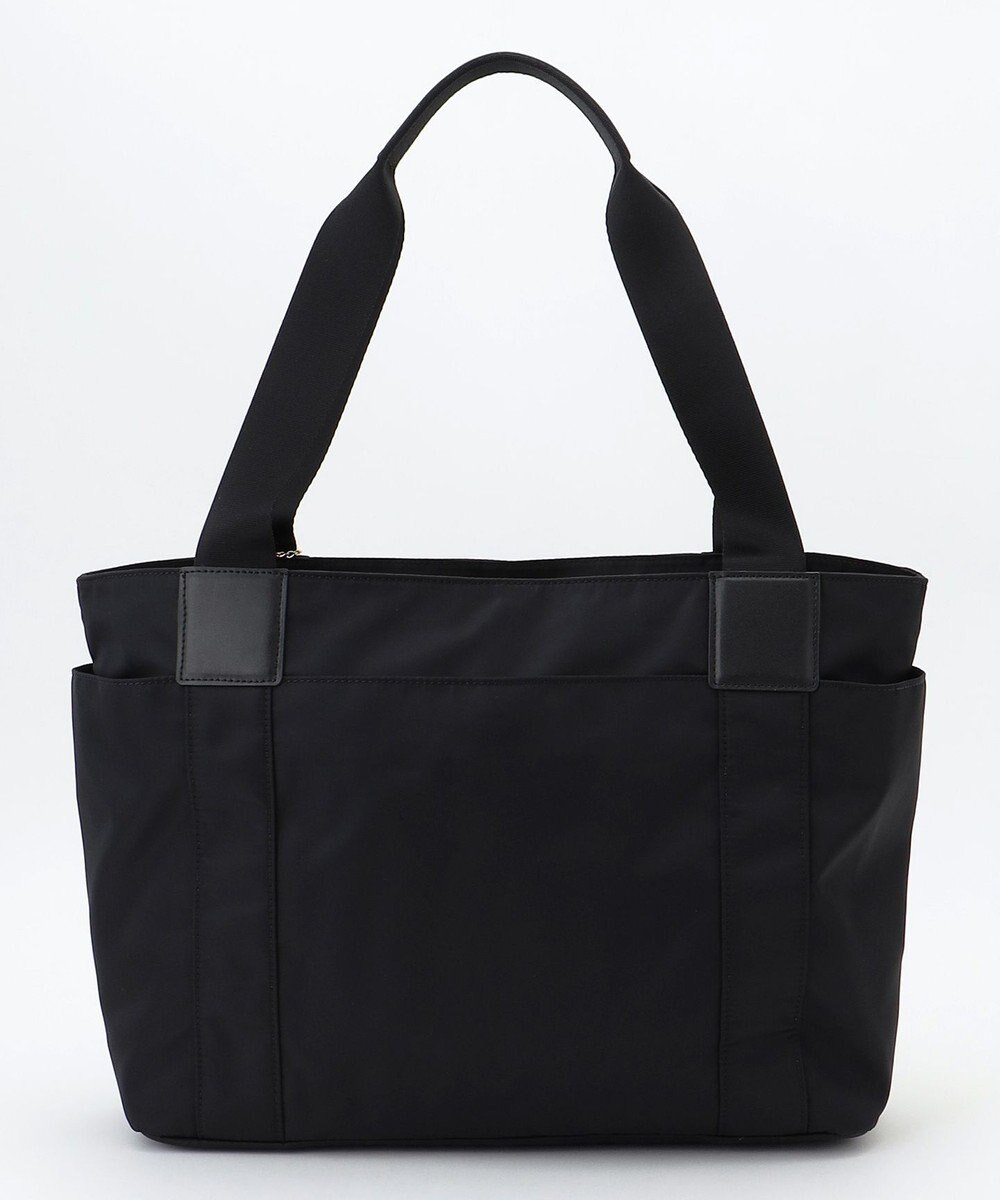 LA BAGAGERIE 【LA BAGAGERIE×HELLO KITTY】リボンチャーム付き　デイリートート　Mサイズ 