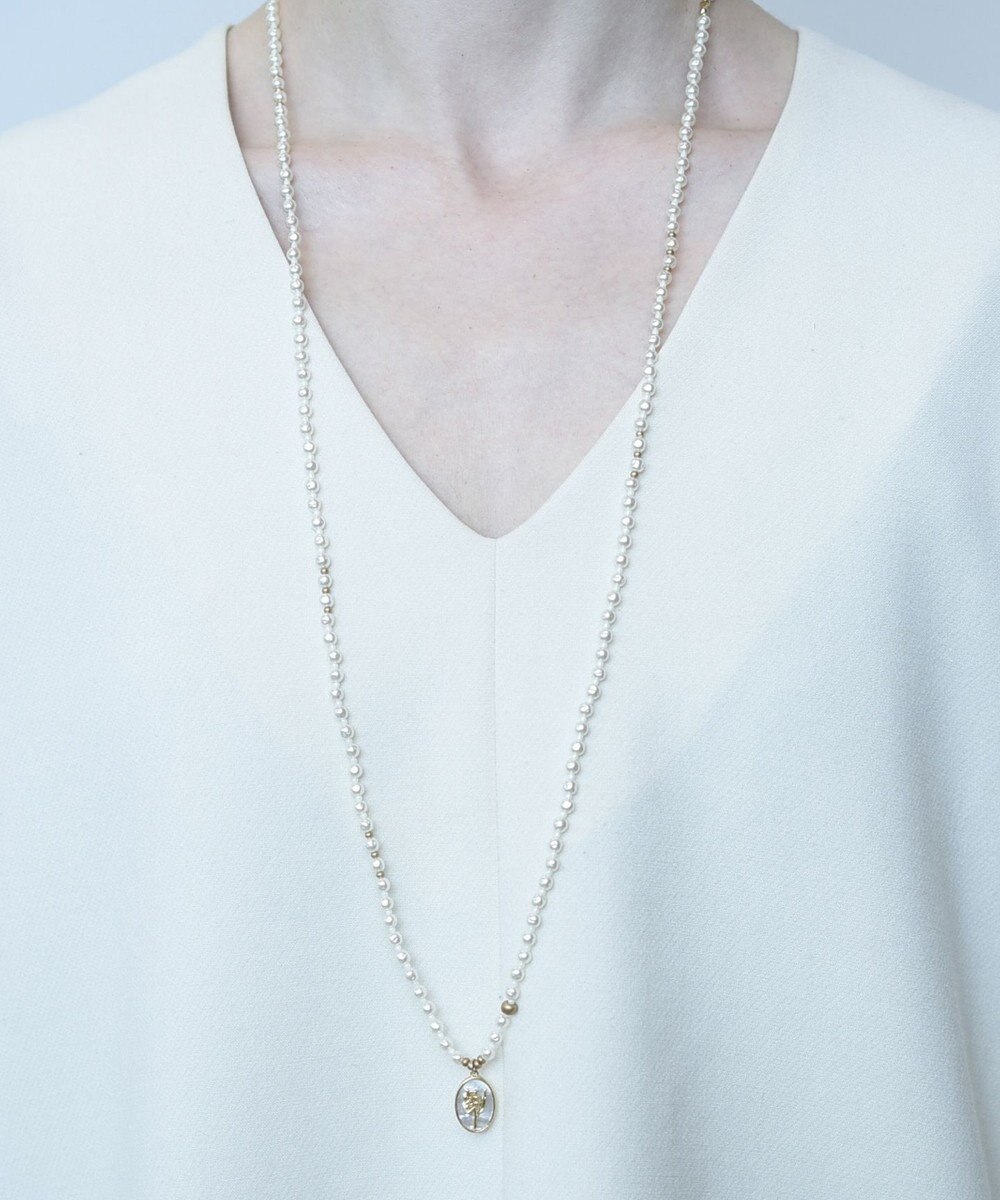 monshiro 【セレモニーにも】スズラングラスパールロングネックレス（メガネチェーンにも） 