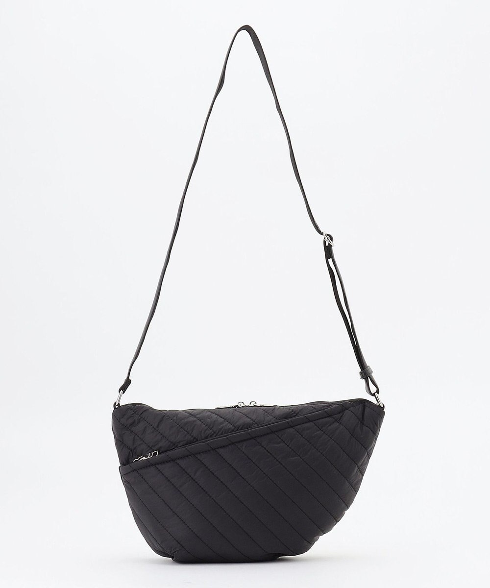 Y'SACCS ナイロンキルティングボディバッグ 