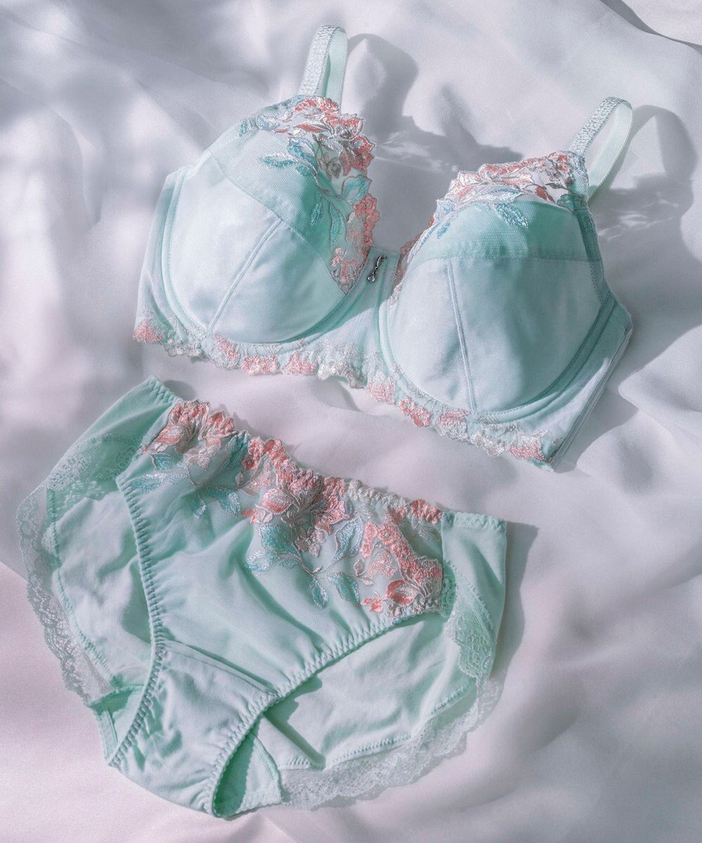 Wing Wing Lesiage 【5000シリーズ】 フルカップブラ 安定感のあるやさしいつけごこち PB5000 ウイング／ワコール 