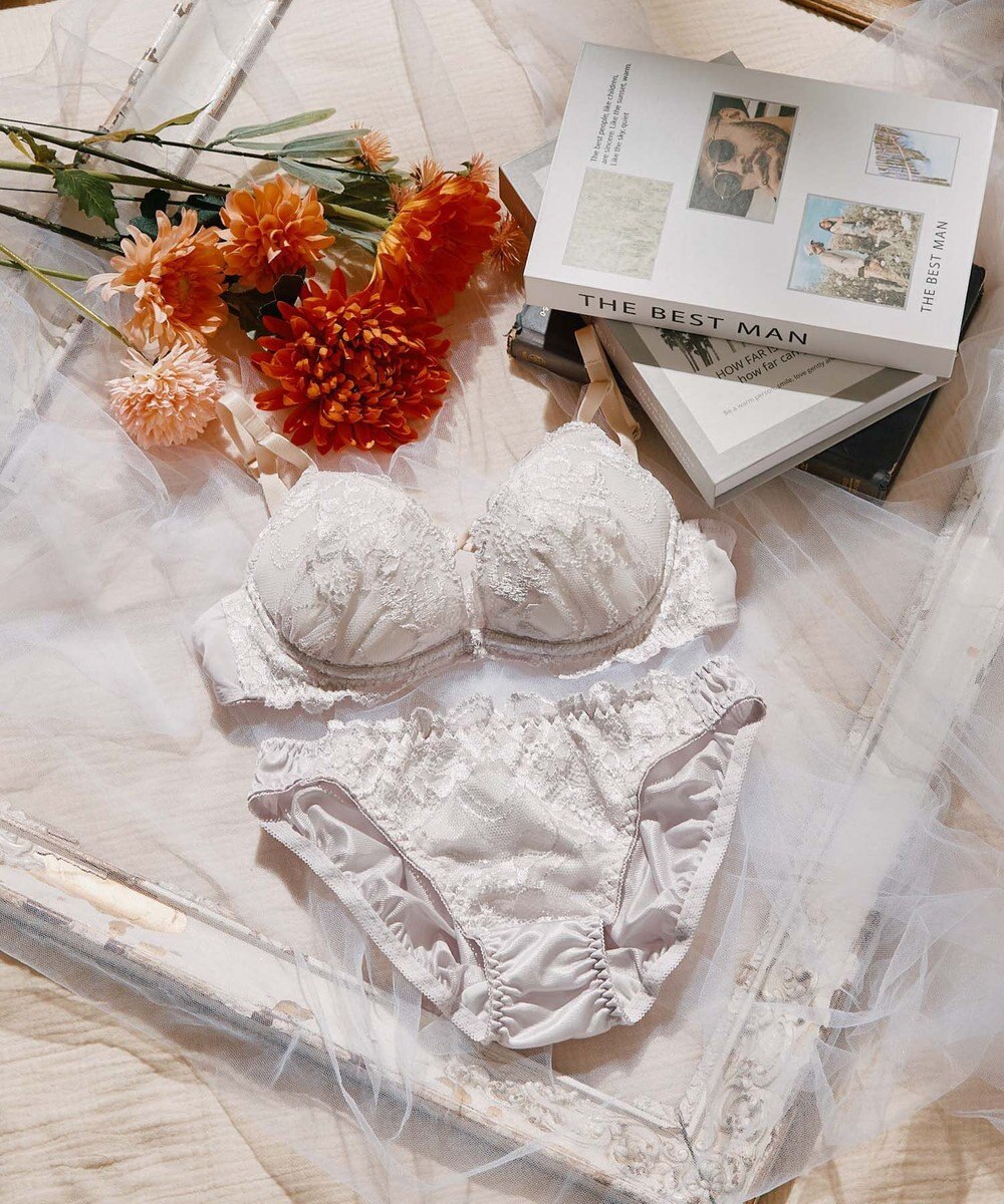 San-ai Resort（三愛水着楽園） 【WEB限定】【プチプラブラセット】純欲カラーヌーディーレーシーストリングブラ＆ショーツセット 【northerly】 