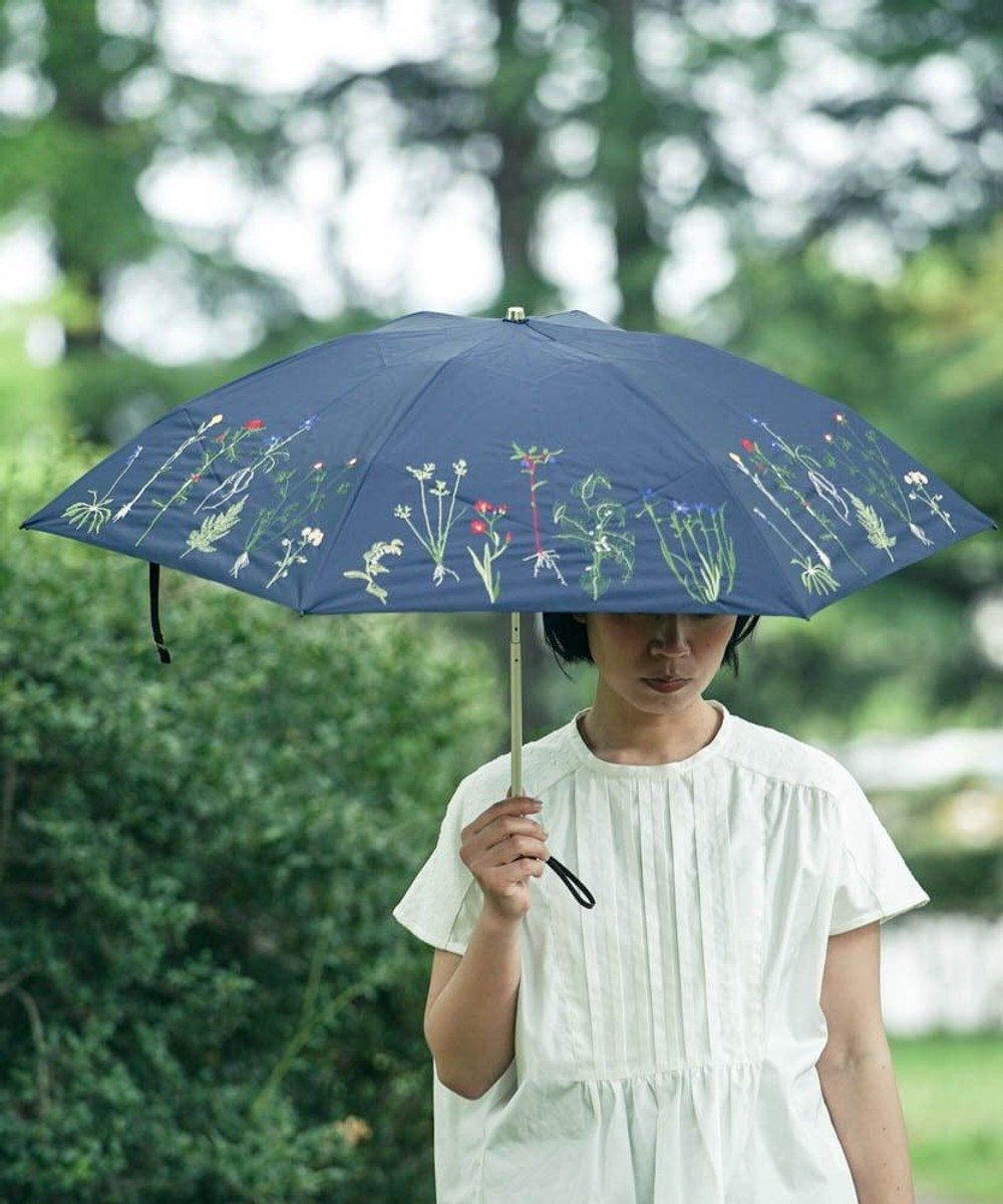 UVカット率99%以上・一級遮光生地・晴雨兼用〉ボタニカル刺繍の日傘 