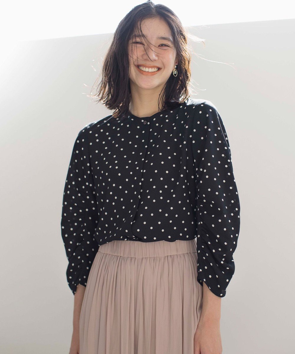 組曲 L ドットジョーゼットプリント ブラウス 