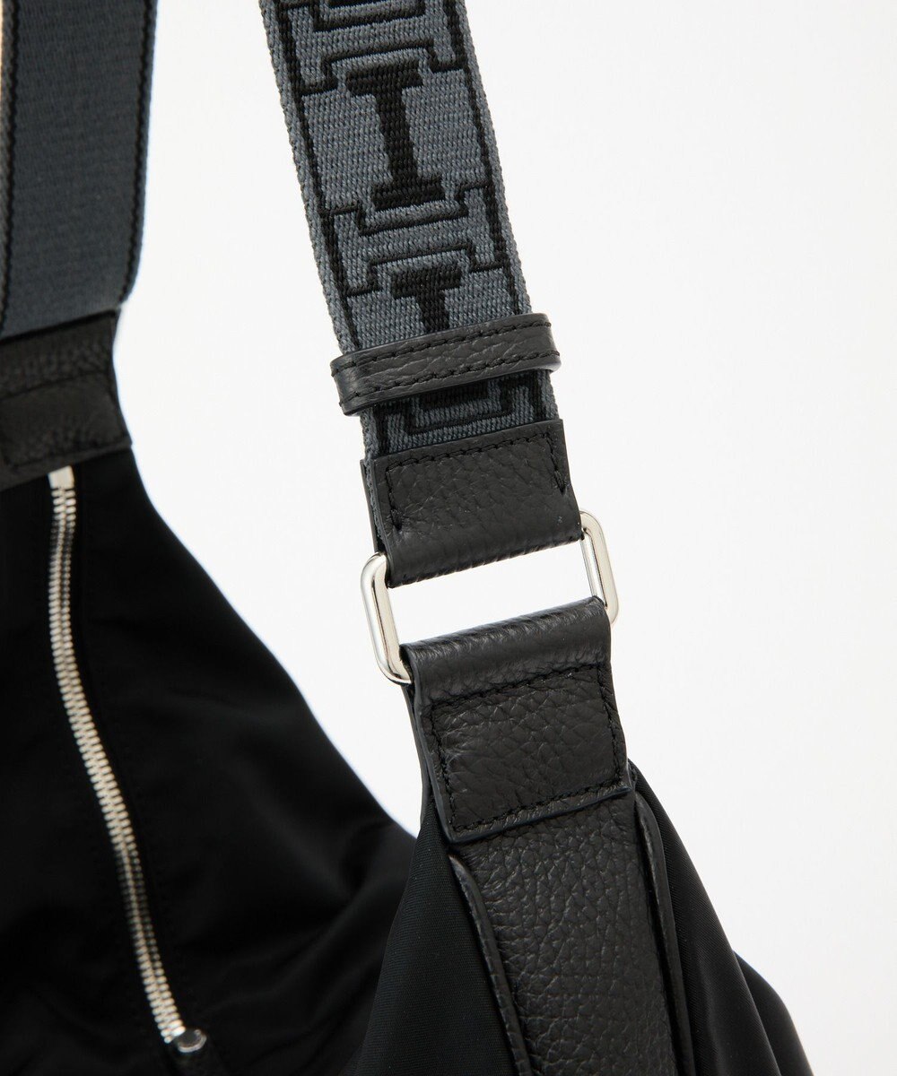 IACUCCI アーゴ M NYLON/CERVO 